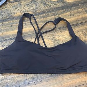 black Lululemon free to be sports bra